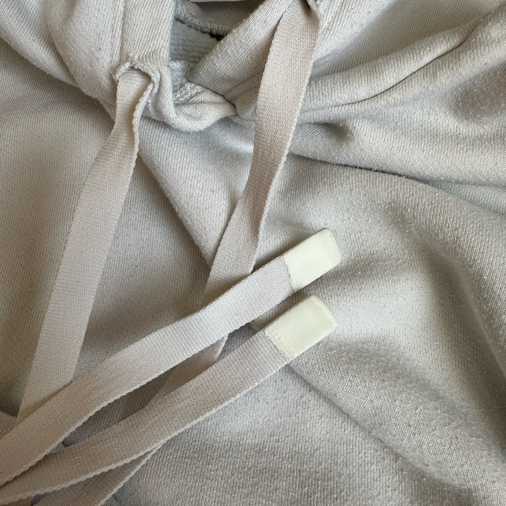 ALO Cream Pullover Hoodie - Cozy Everyday Sweatshirt - Picture 4 of 5